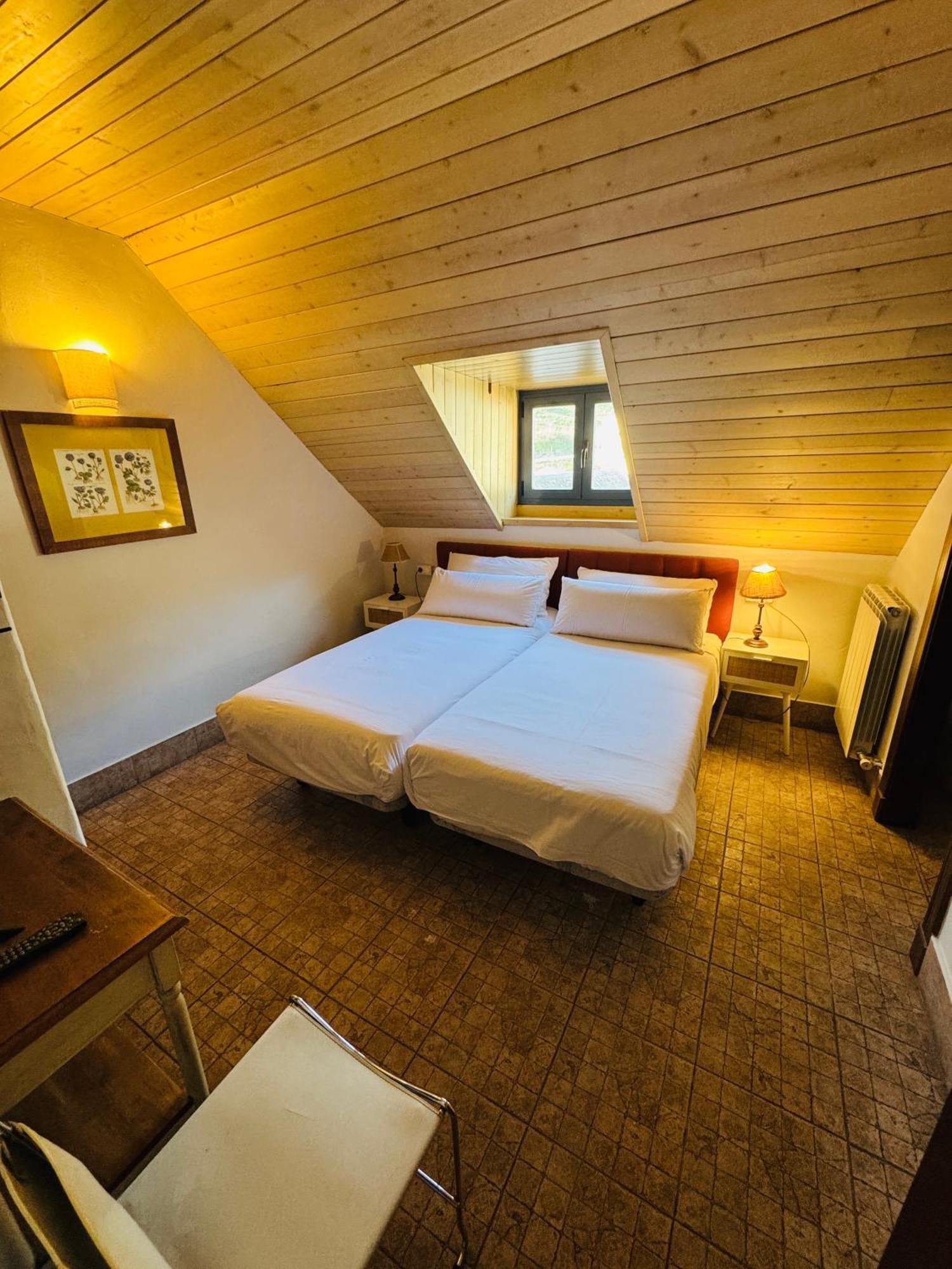 Hostal Nau Pradets فييليا المظهر الخارجي الصورة